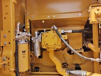 2024-caterpillar-320-1401427-44733305