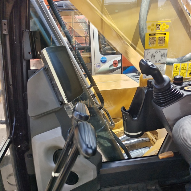 2024 Caterpillar 320-44733309