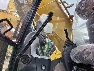 2024-caterpillar-323-1401444-44733395