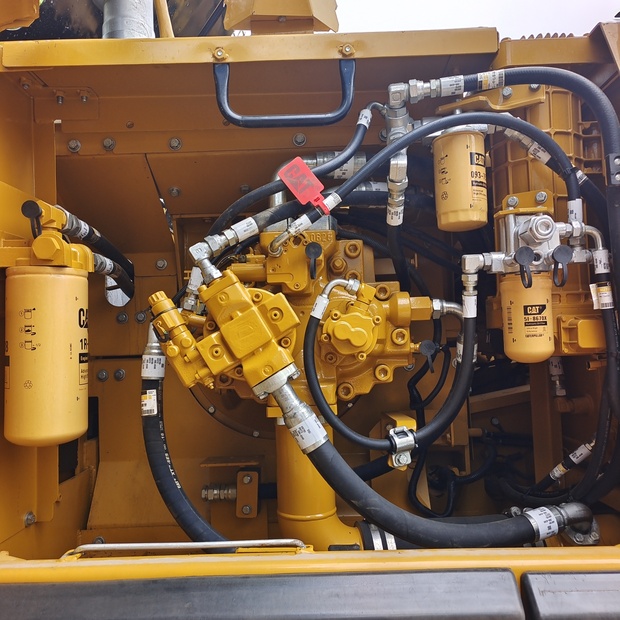 2024 Caterpillar 336D2-44733475