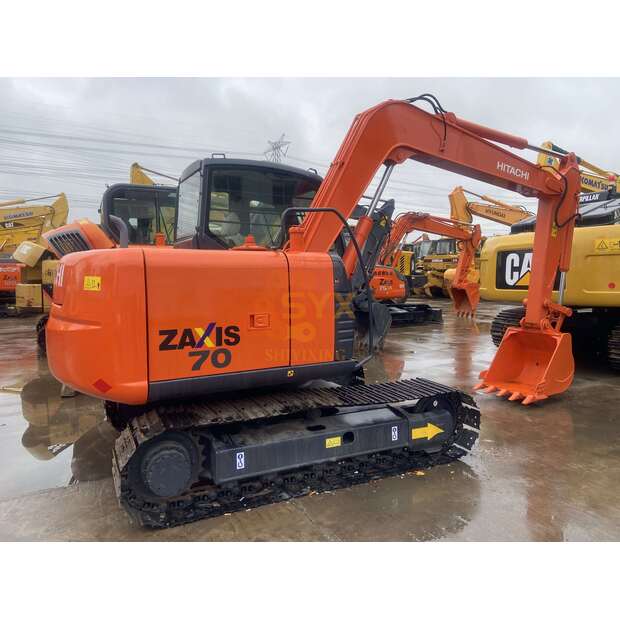 2021 هيتاشى ZX70-44733588