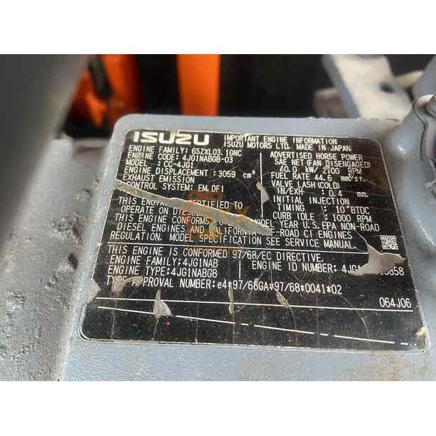 2021 هيتاشى ZX70-44733600