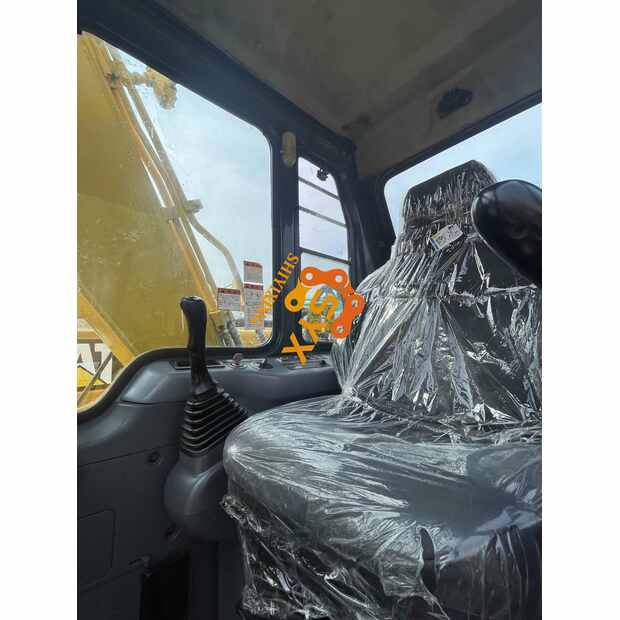 2023 Komatsu PC120-44733636