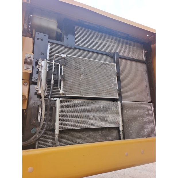 2024 كاتربيلر 336-44733753