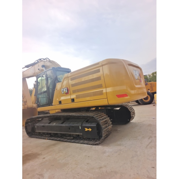 2024 كاتربيلر 336-44733754