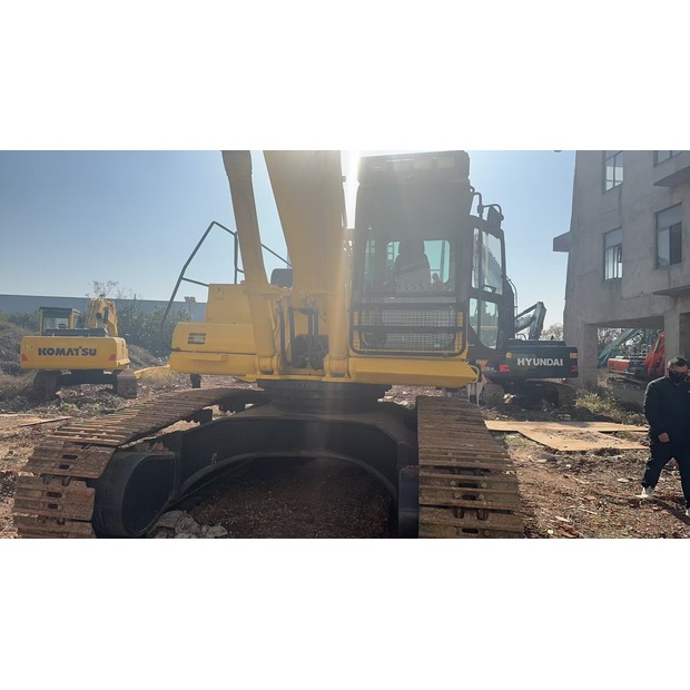 2023 Komatsu PC400-7-44733851