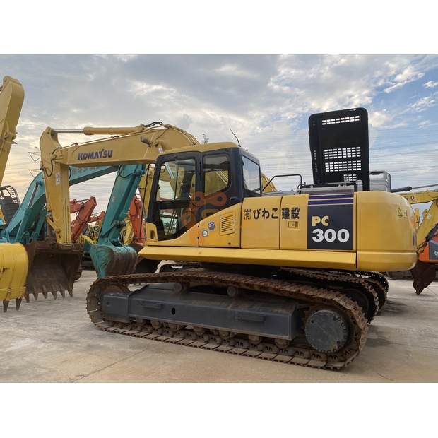 2021 كوماتسو PC270-44733874