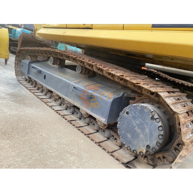 2021 كوماتسو PC270-44733876