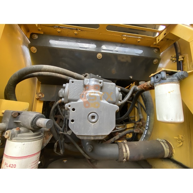 2021 كوماتسو PC270-44733877