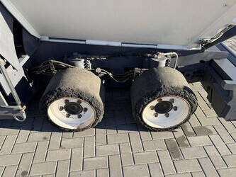 2019-volvo-p6870c-44733923