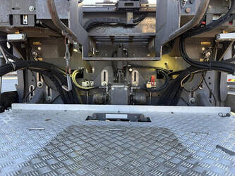 2019-volvo-p6870c-44733944