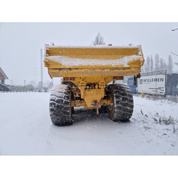 2013 فولفو A25F-44733973