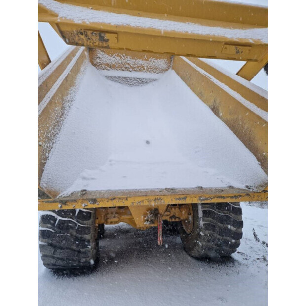 2013 فولفو A25F-44733974