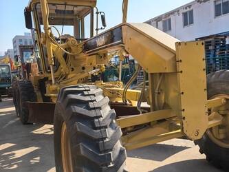 صورة ل كريدرات 2022 كاتربيلر 140H