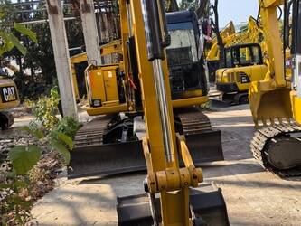 صورة ل حفارات 2022 كاتربيلر 307E