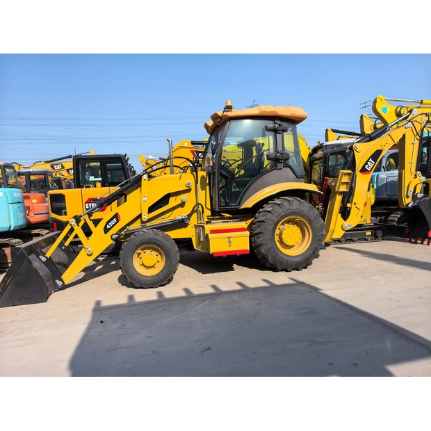 2022 Caterpillar 420F-44734397