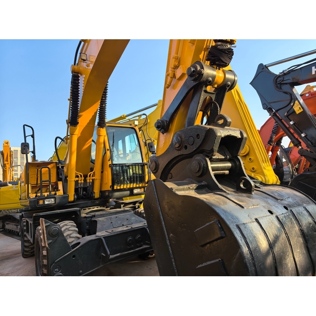 2021 هيونداي R210W-7-44734451