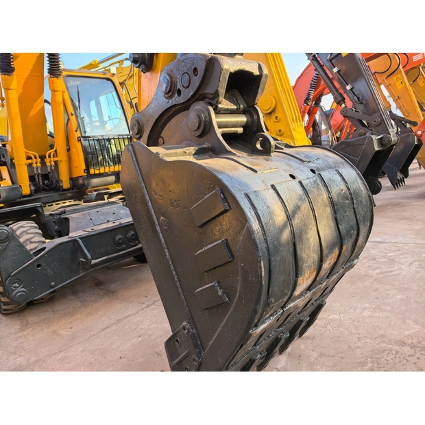 2021 هيونداي R210W-7-44734452