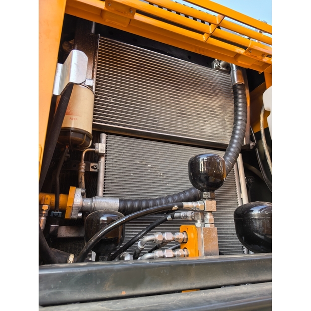 2021 هيونداي R210W-7-44734454