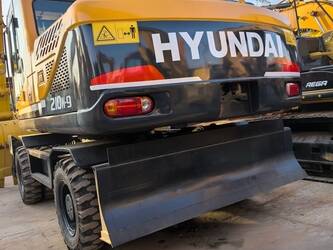 2021-hyundai-r210w-7-1401487-44734456