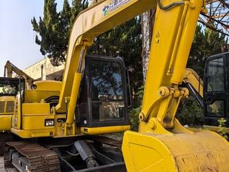 صورة ل حفارات 2022 كوماتسو PC70-8