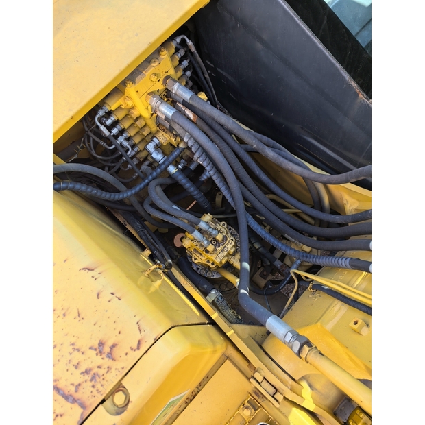 2022 كوماتسو PC130-44734473