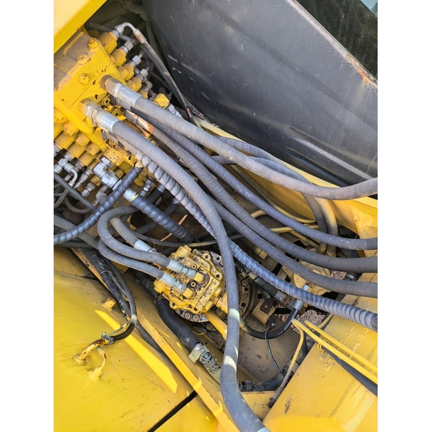 2022 كوماتسو PC130-44734474