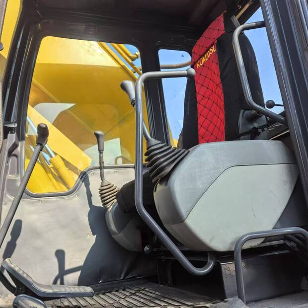 2021 كوماتسو PC220-6-44734481