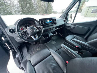 2019-mercedes-benz-sprinter-319cdi-1401493-44734519