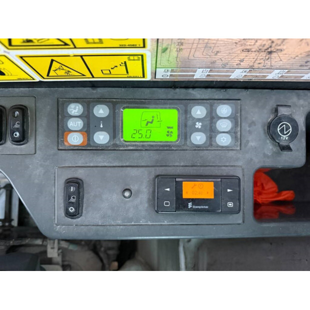 2016 Caterpillar 374FL-44734652