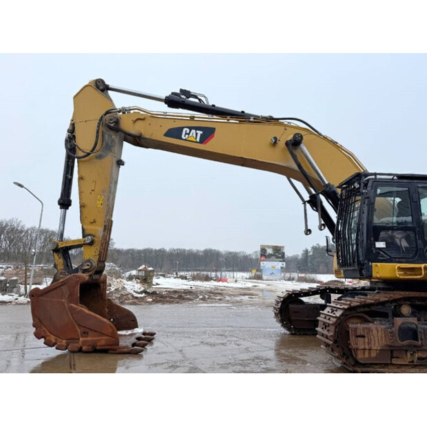 2016 Caterpillar 374FL-44734653