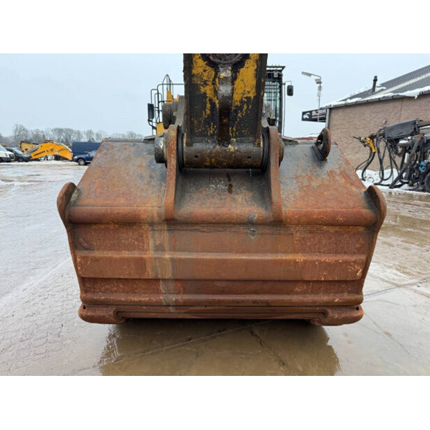 2016 Caterpillar 374FL-44734657