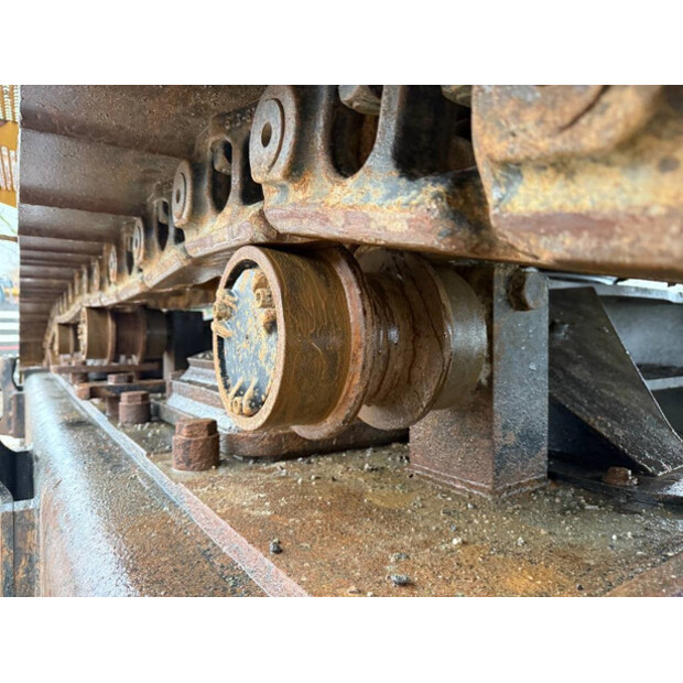 2016 Caterpillar 374FL-44734666