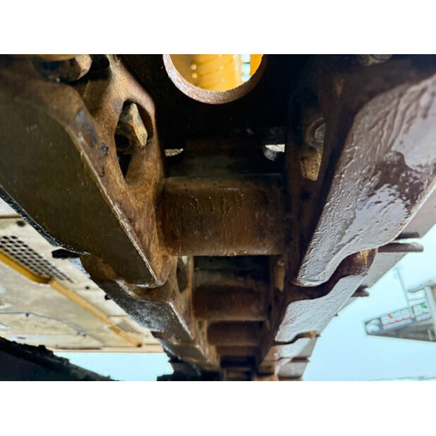 2016 Caterpillar 374FL-44734668