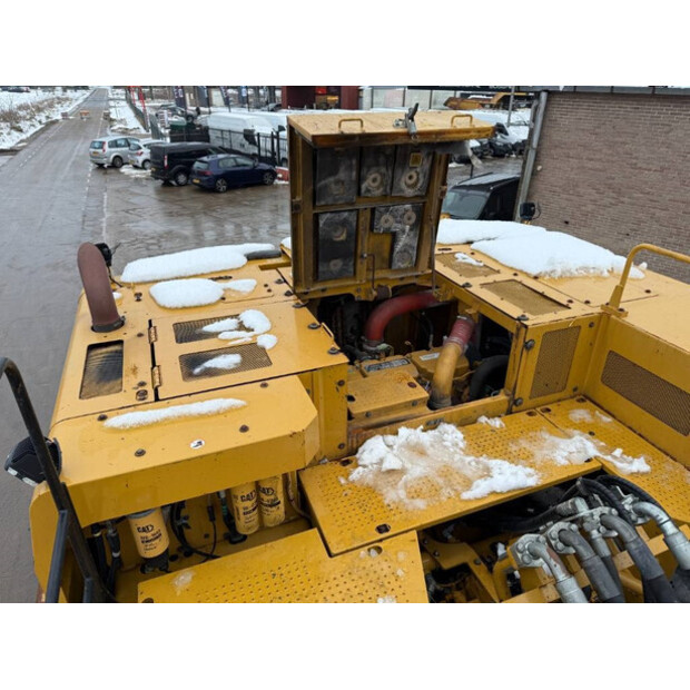 2016 Caterpillar 374FL-44734674