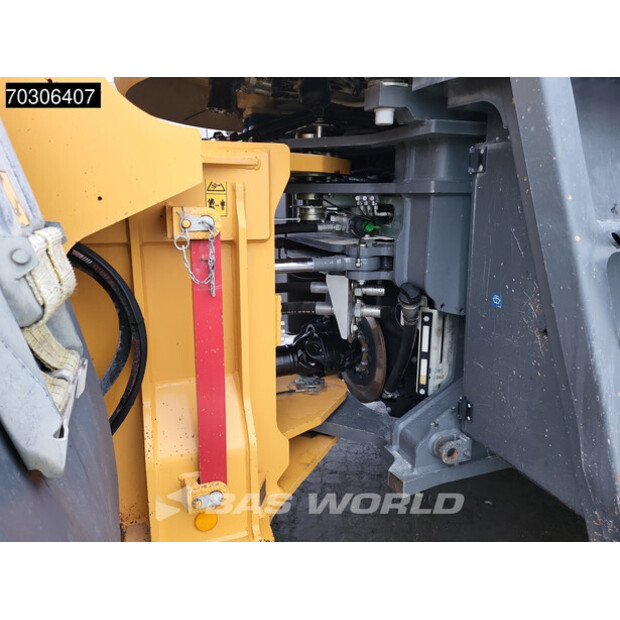 2020 Liebherr L566-44735335