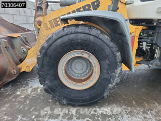 2020-liebherr-l566-1401514-44735337