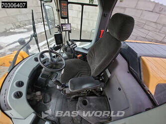 2020-liebherr-l566-1401514-44735343