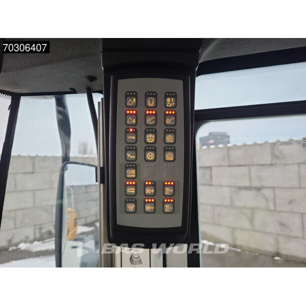 2020 Liebherr L566-44735352