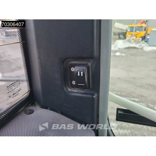 2020 Liebherr L566-44735357