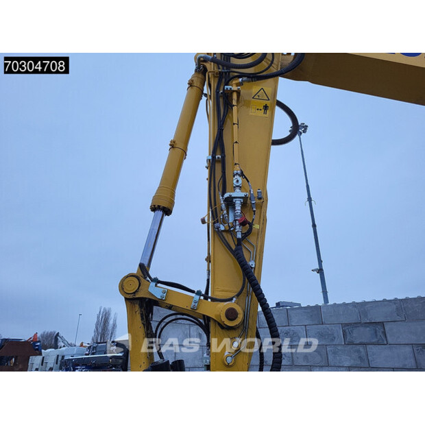 2022 Komatsu PC210LC-11E0-44735411