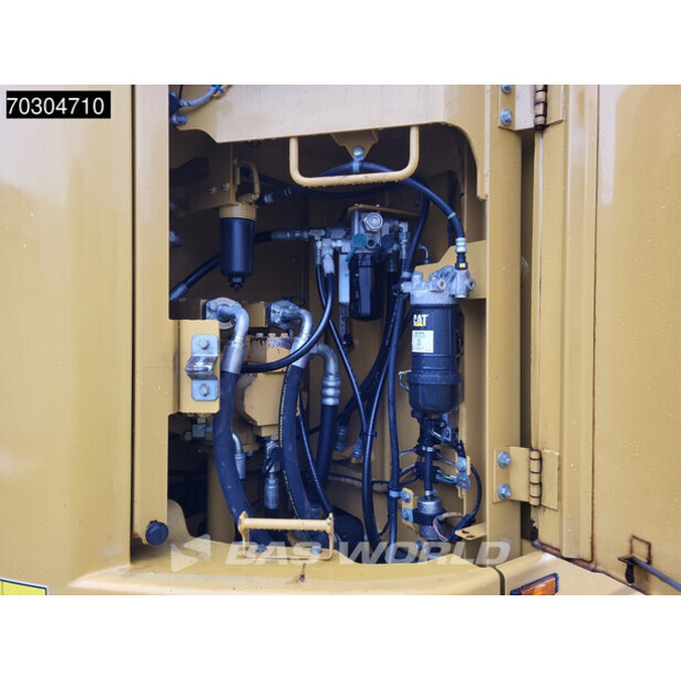 2016 Caterpillar 325FLCR-44735511