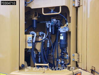 2016-caterpillar-325flcr-1401518-44735511