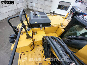 2016-caterpillar-325flcr-1401518-44735513