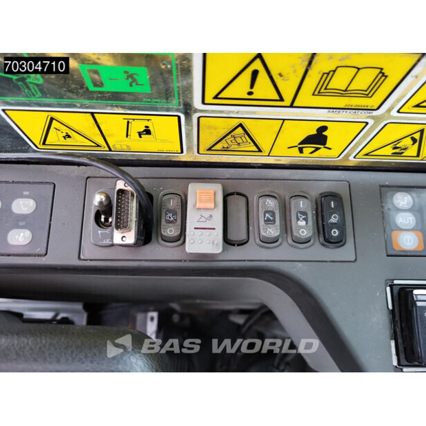 2016 Caterpillar 325FLCR-44735517