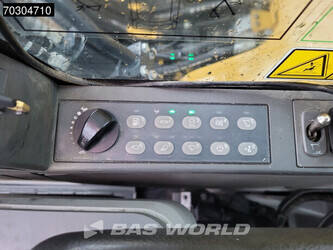 2016-caterpillar-325flcr-1401518-44735518