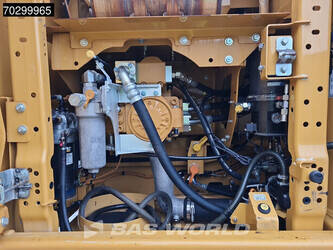 2020-caterpillar-326-1401519-44735563