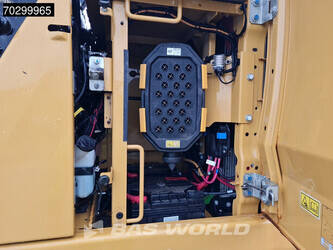 2020-caterpillar-326-1401519-44735565