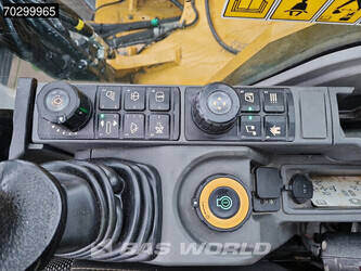 2020-caterpillar-326-1401519-44735571