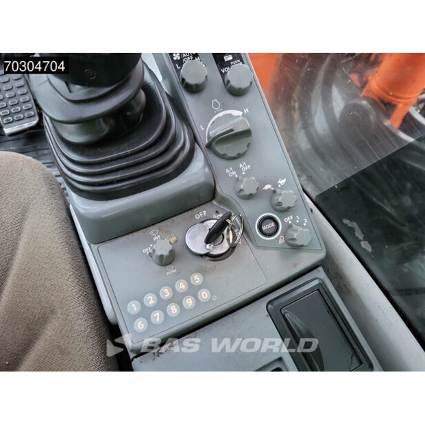 2018 Hitachi ZX300-44735700